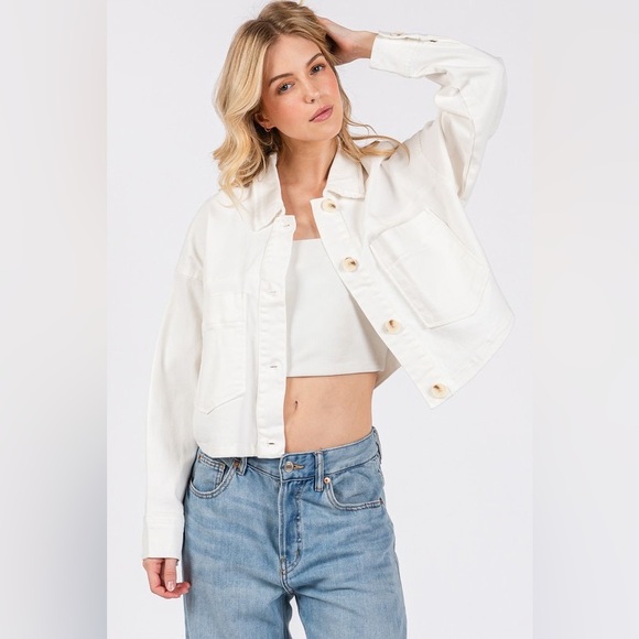 bytos Button Down Cropped Denim Jacket with Patch Pockets - Picture 3 of 4